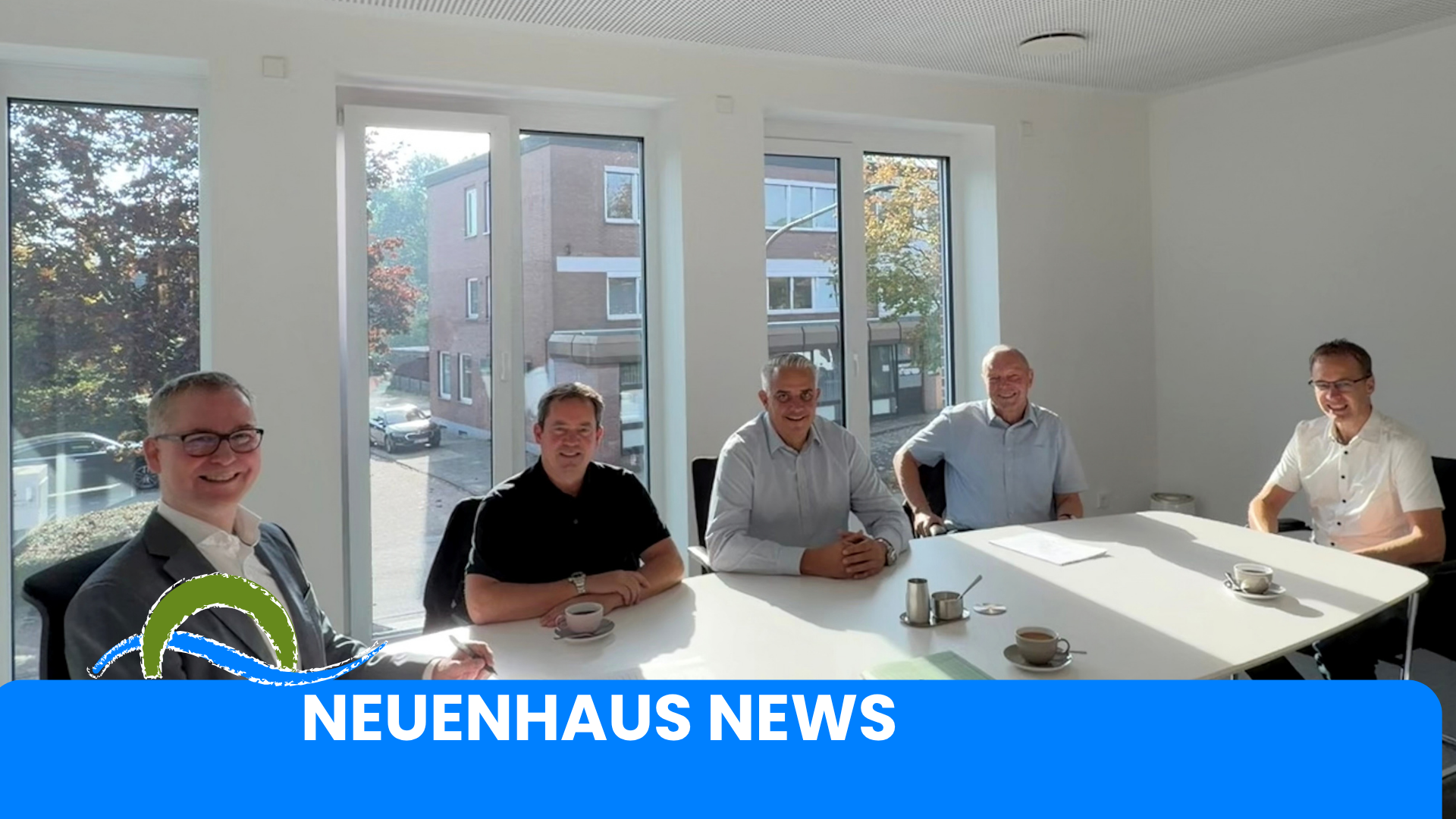 Vertragsunterzeichnung Anton Meyer Gruppenfoto der beteiligten Personen an der Vertragsunterzeichnung