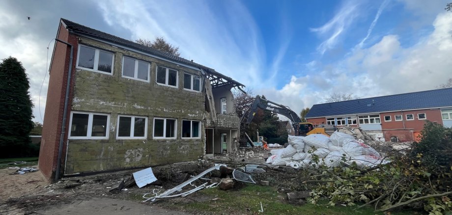 Abriss Grundschule Neuenhaus Abriss Grundschule Neuenhaus