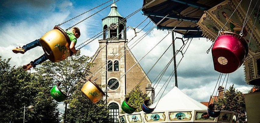 Karussell auf dem Stadtfest in Neuenhaus